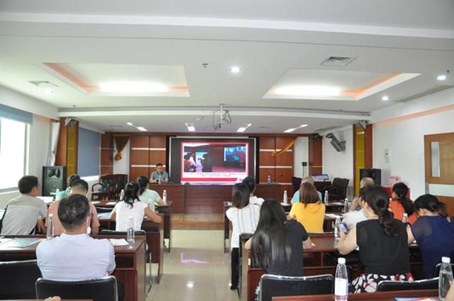 工程师现场演示.png