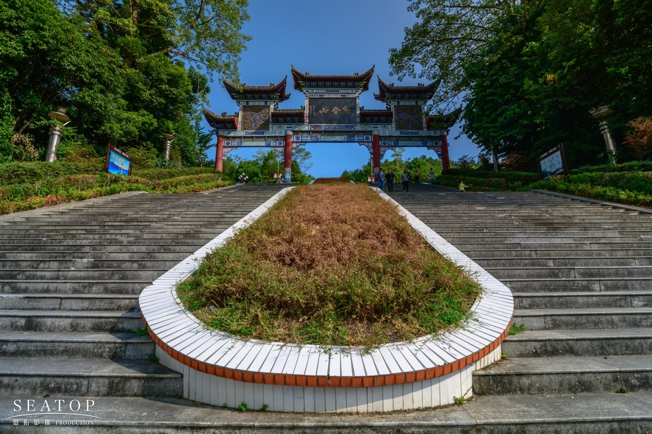 周末小行走，就来爬贤令山！