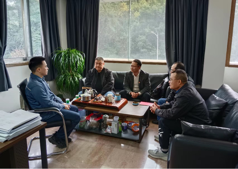 小江图1.png