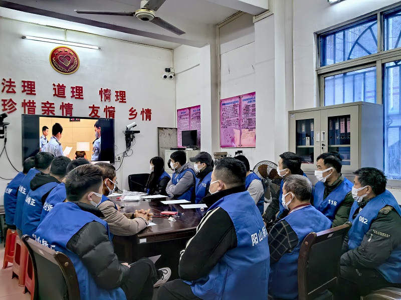 黎埠司法所开展“走好向上人生路”人生规划暨集中警示教育活动相片 (1)(1).jpg