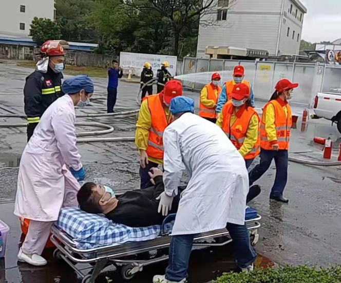 (2021.05.21)阳山县组织危化品运输车辆交通事故处置应急演练_4