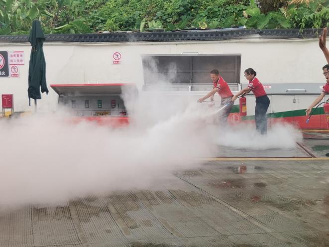 实战检验应急处置能力——阳山县开展成品油泄漏事故应急演练.docx_4