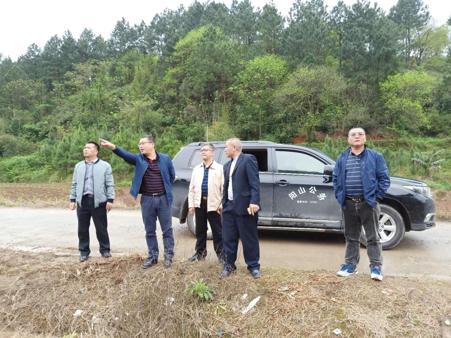 阳山县委常委常务副县长潘文彬带队督导清明节期间安全生产工作
